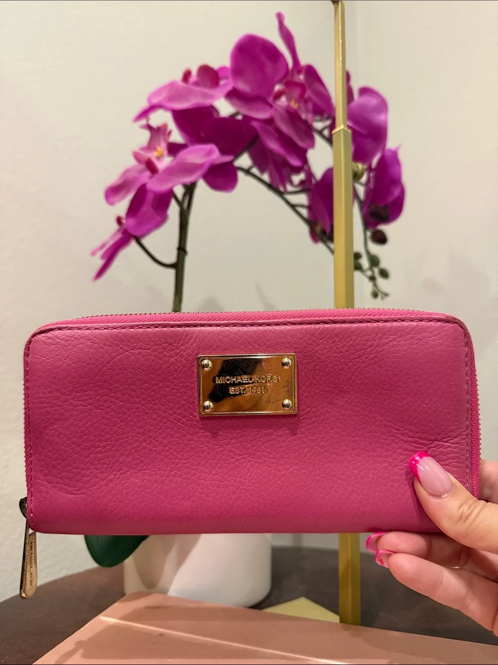 Michael Kors Pink Leather Zip-Around Wallet MK designer clutch rare gold